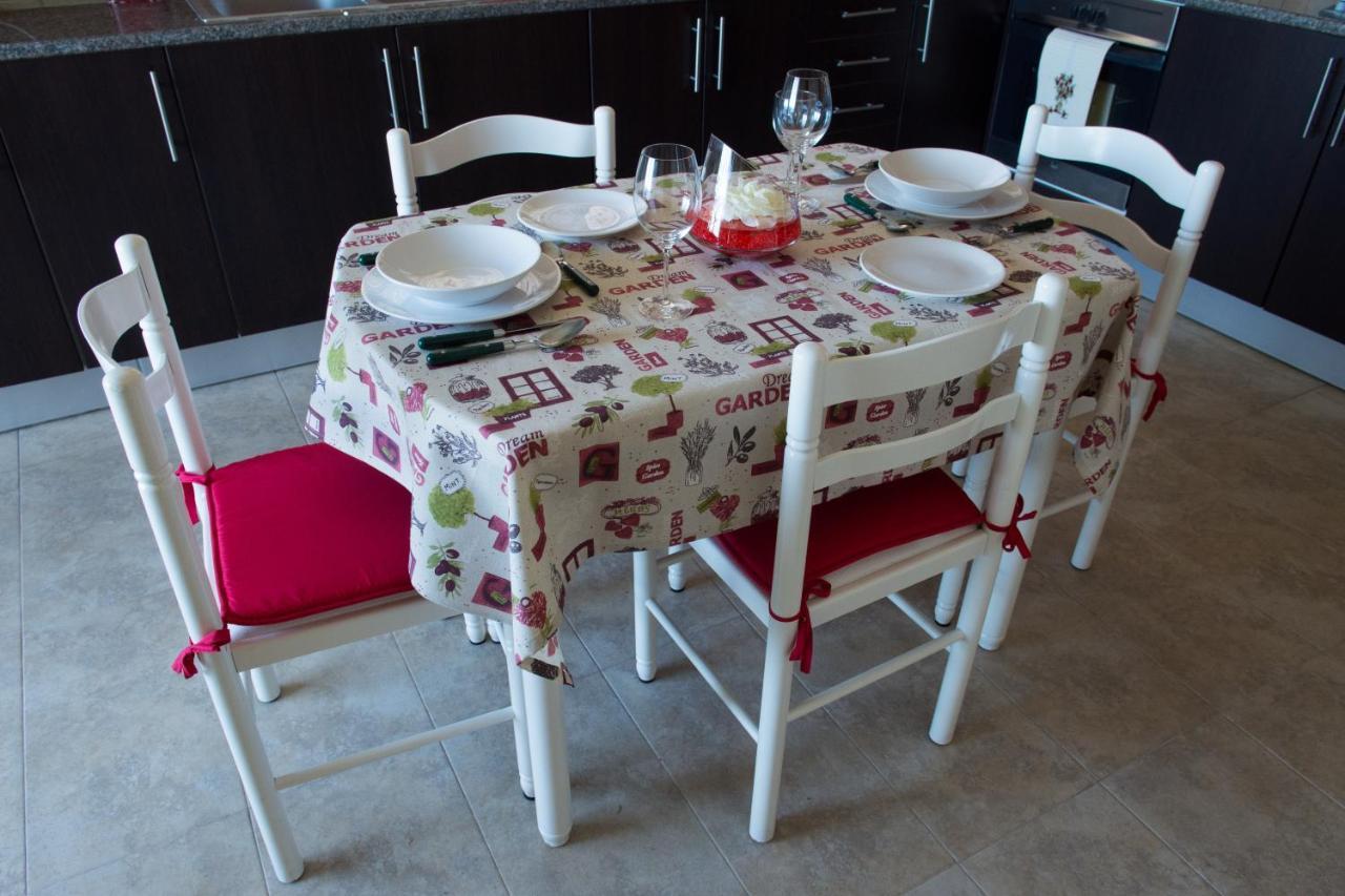 Appartamento “Venik House” Sea_Mountains_Relaxing_Barbecue Funchal  Esterno foto