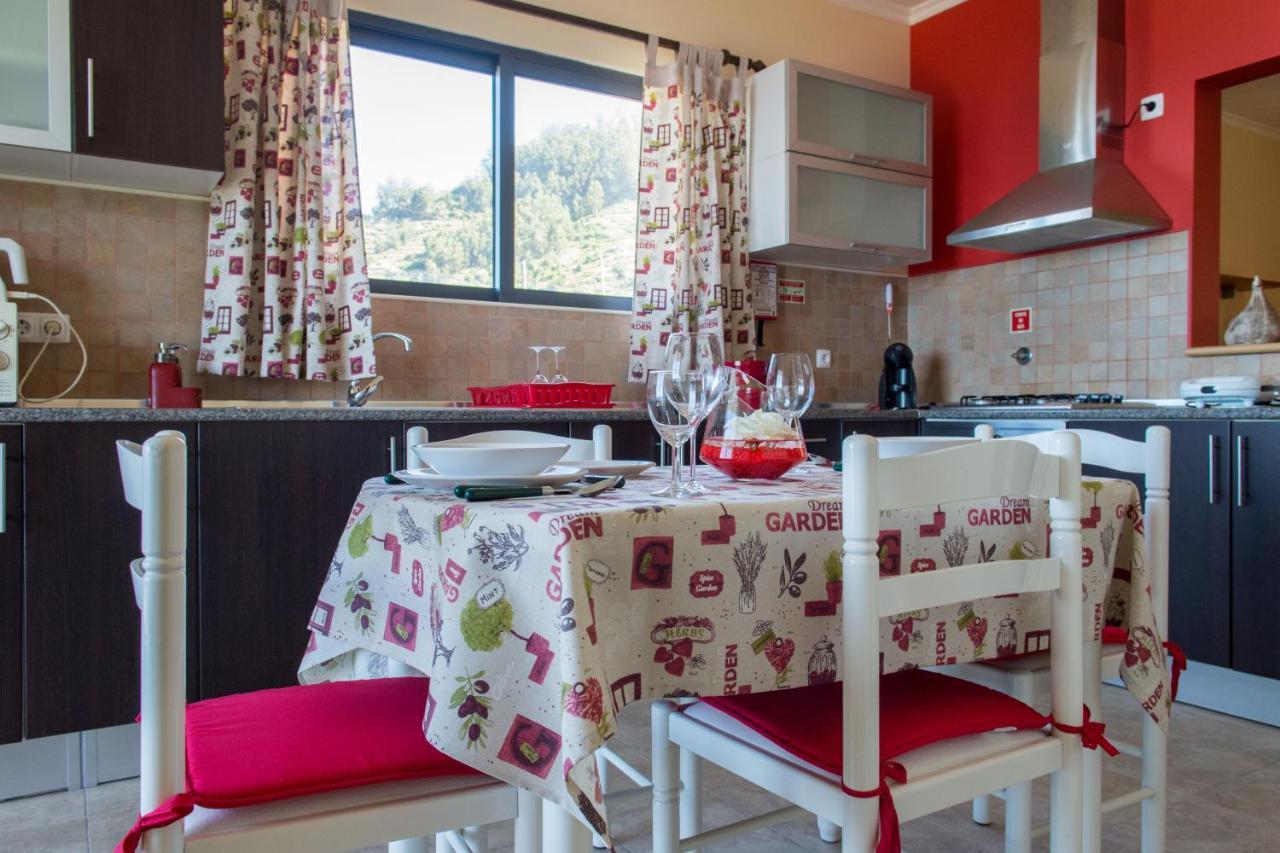 Appartamento “Venik House” Sea_Mountains_Relaxing_Barbecue Funchal  Esterno foto